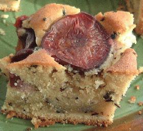 紅茶風味のプルーンケーキ