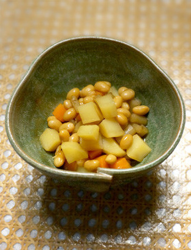 大豆の煮物の写真