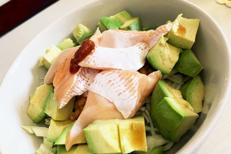 お手軽サーモンアボカド納豆丼 レシピ 作り方 By Yuzuki0923 クックパッド 簡単おいしいみんなのレシピが366万品