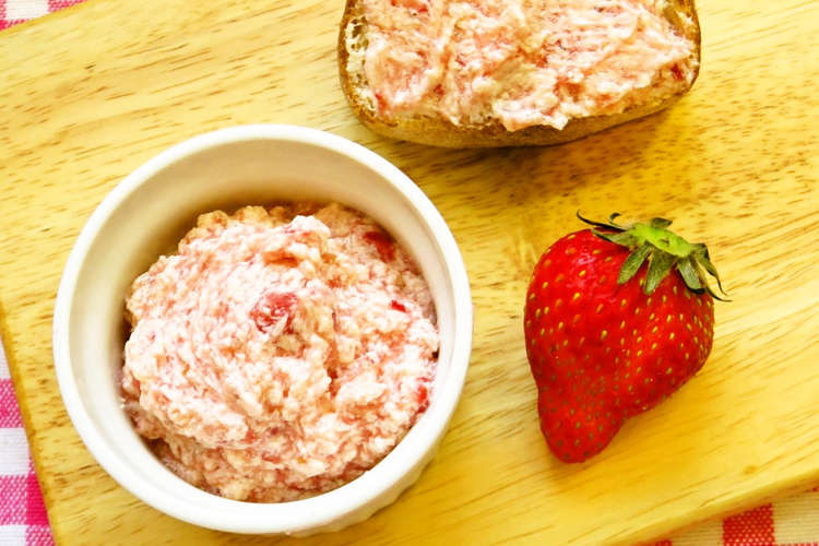 パンのお供に いちごホイップクリーム レシピ 作り方 By Hirokoh クックパッド 簡単おいしいみんなのレシピが360万品