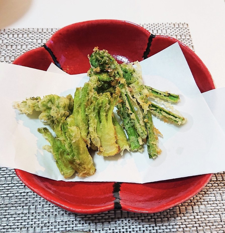 山菜の天ぷら 二種の画像