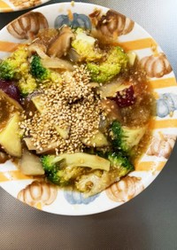 根菜ブロッコリー和ドレ炒め味温野菜サラダ