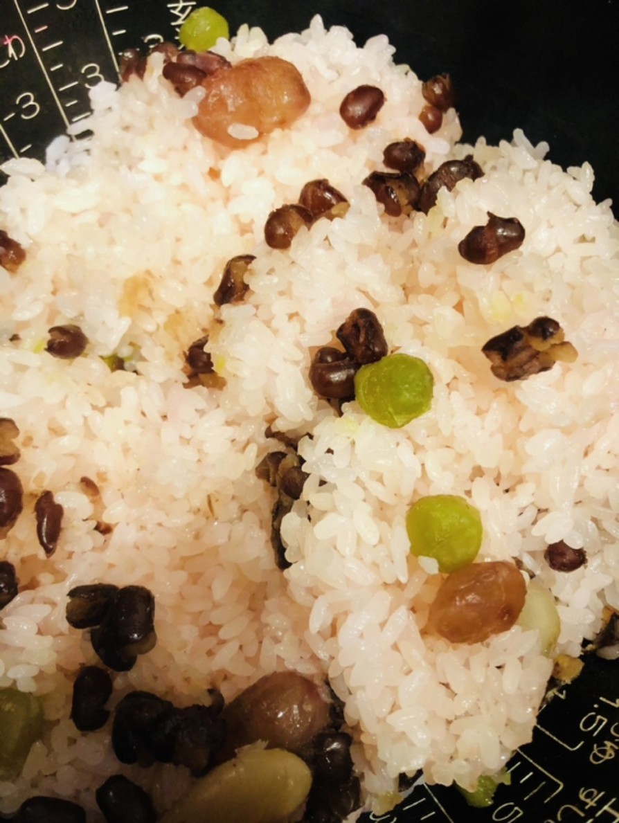 炊飯器で北海道のお赤飯の画像