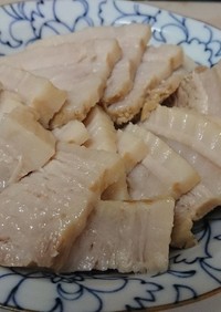 茹でるサムギョプサル☆韓国料理