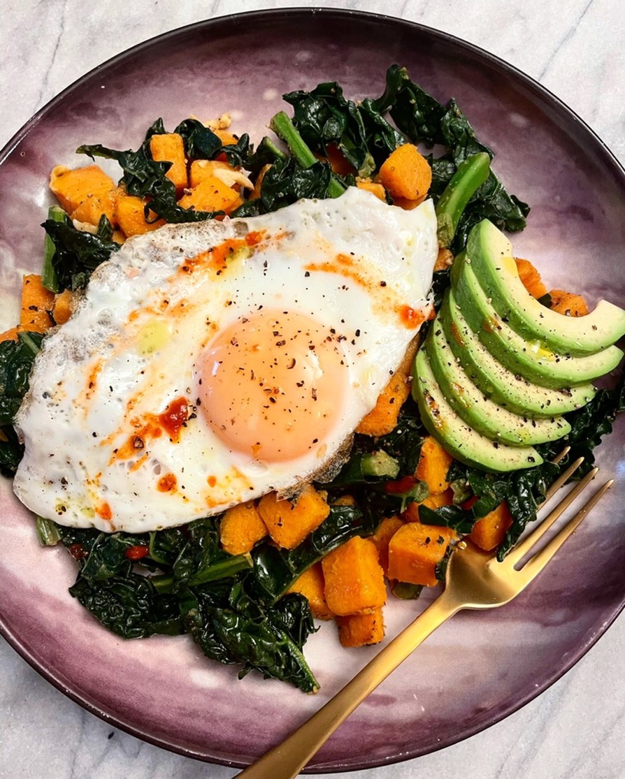 サツマイモ、ソーセージ、ケールのスープのレシピ