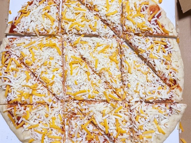 コストコ丸型ピザ 切り方 保存 レシピ 作り方 By しょこたん クックパッド 簡単おいしいみんなのレシピが378万品