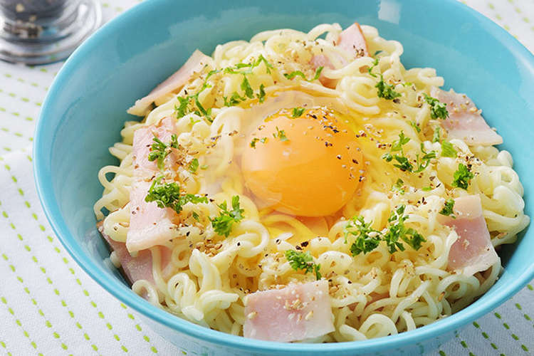 かまたまサッポロ一番 塩ベーコンクリーム レシピ 作り方 By サッポロ一番 クックパッド 簡単おいしいみんなのレシピが370万品