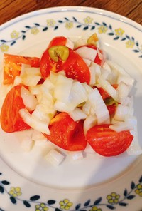 トマトと新玉葱の簡単マリネサラダ