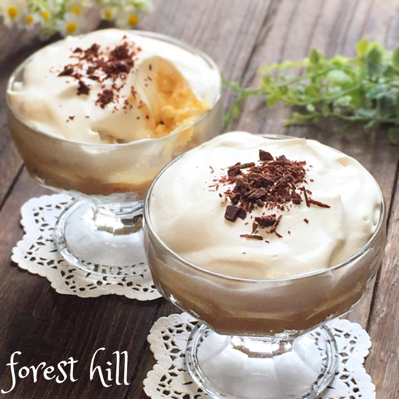 ミニバナナクリームパイ 塩キャラメルソース添え レシピ