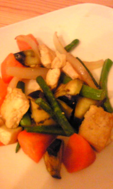 ニンニク出汁醤油の野菜炒めの写真