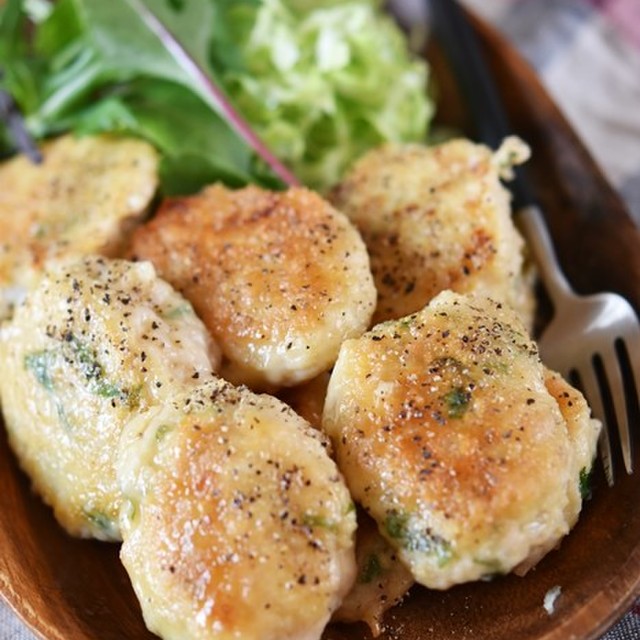 焼き鳥屋さんの塩だれペッパー鶏つくね レシピ 作り方 By 鈴木美鈴 クックパッド 簡単おいしいみんなのレシピが353万品