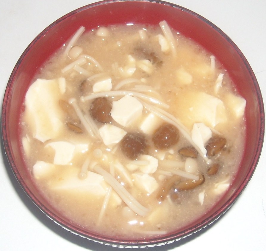 えのき＆なめこ＆豆腐の味噌汁の画像