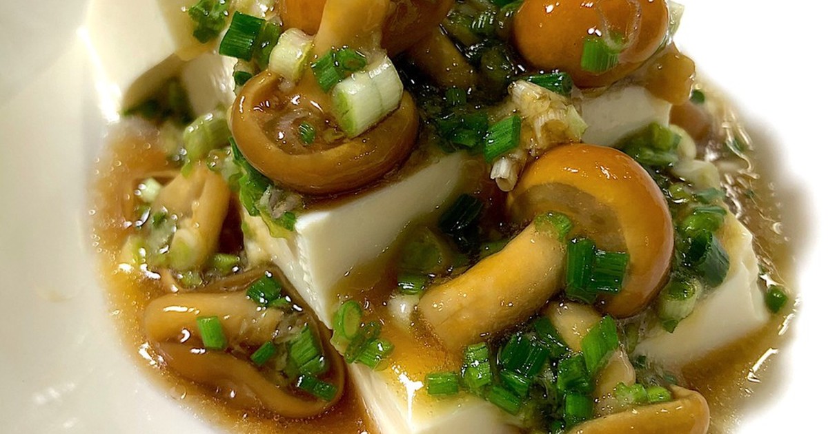 おつまみに なめこと浅葱の万能タレ豆腐 お酒の世界