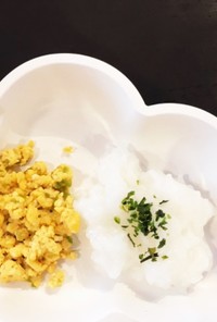 【離乳食中期】スナップエンドウの炒り卵