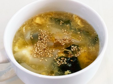 ワンタン風中華スープの写真