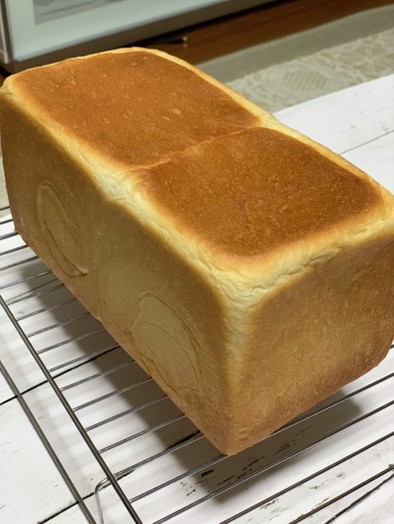 1斤用HB使用の2斤型ふんわり食パンの写真