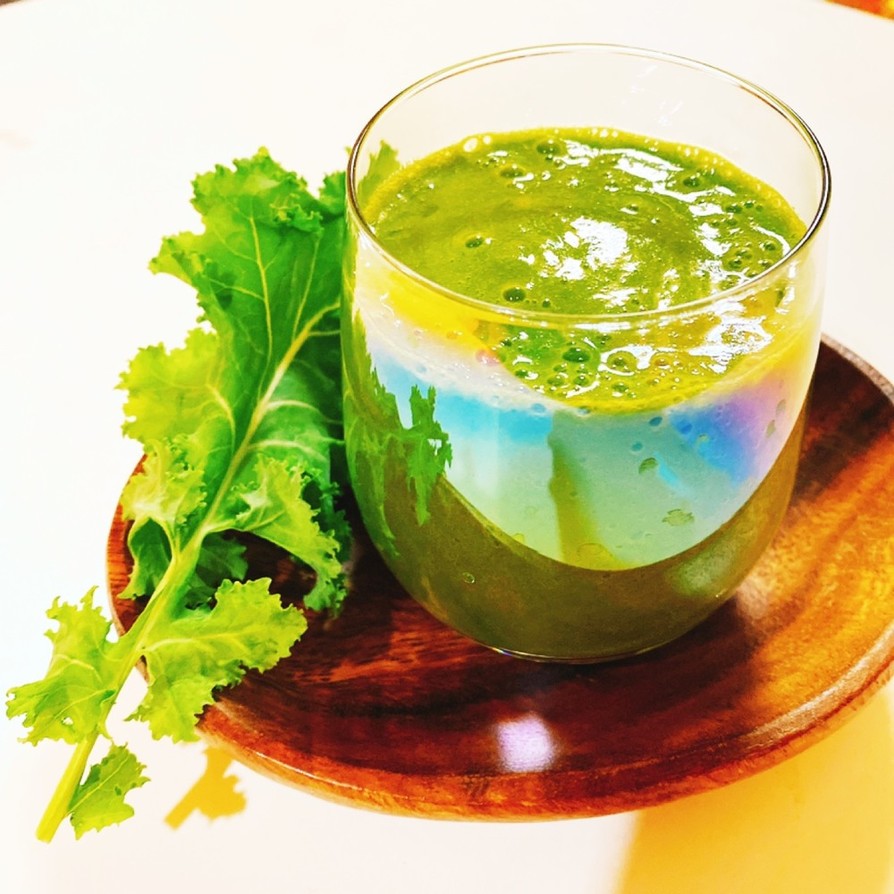 ケールスムージー【健康野菜ジュース】の画像
