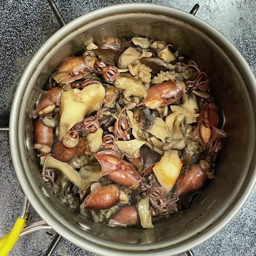 ソロキャンプ用・ホタルイカの炊き込みご飯の画像