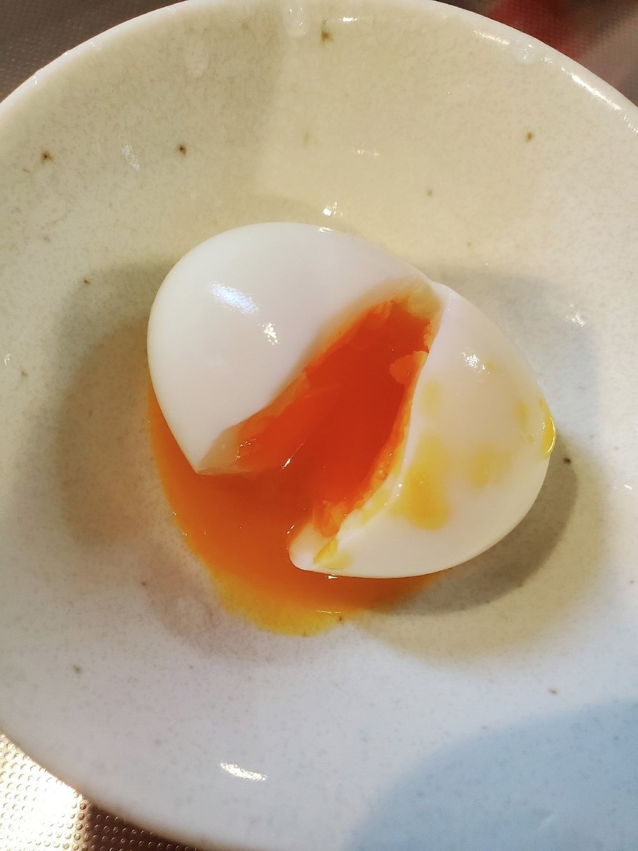 簡単ゆで卵　新しい卵でも綺麗に剥けるかもの画像
