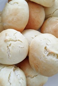 冷蔵庫で発酵！小麦粉で簡単パン