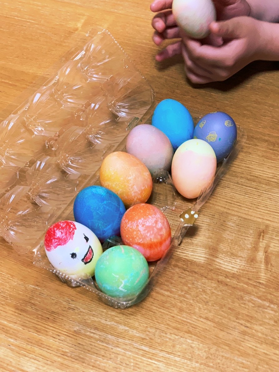 イースターエッグ　卵の着色方法の画像