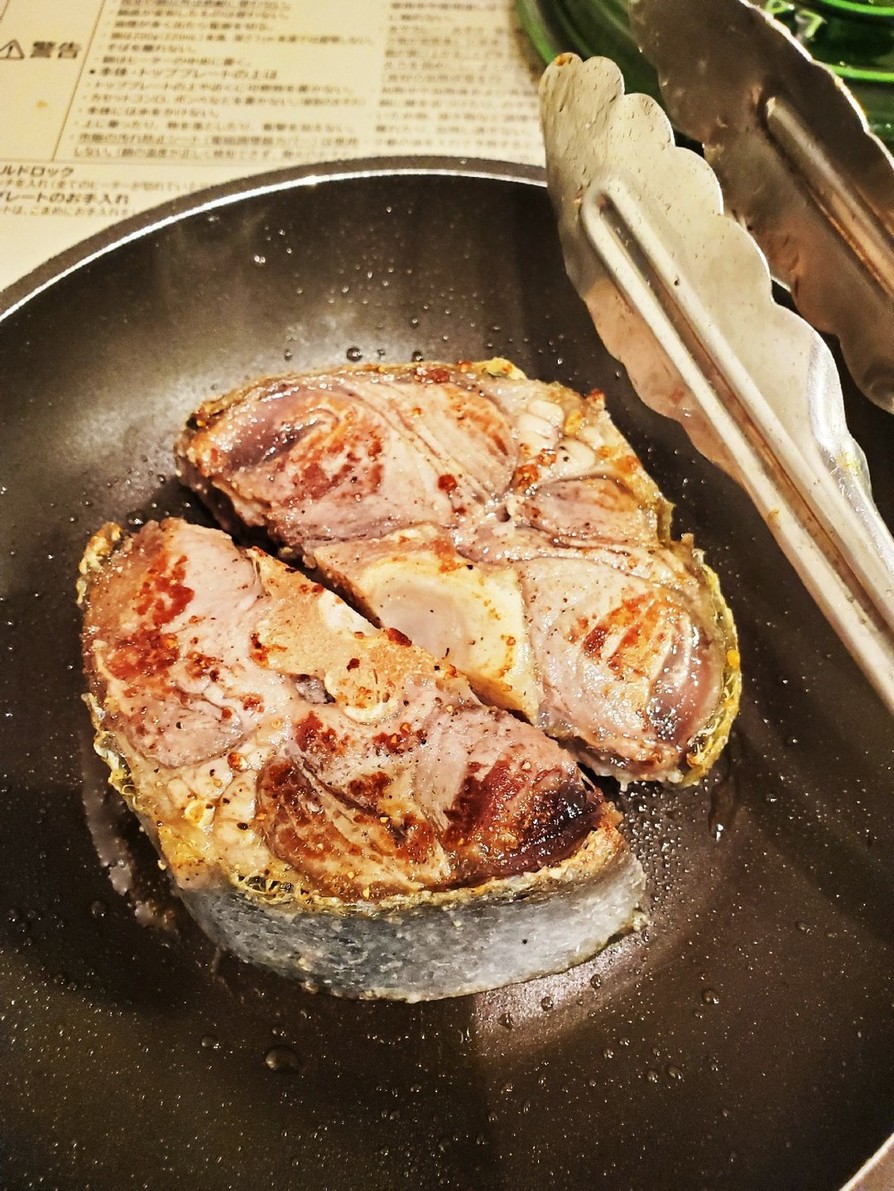 簡単マグロのテールステーキ　ニンニク風味の画像