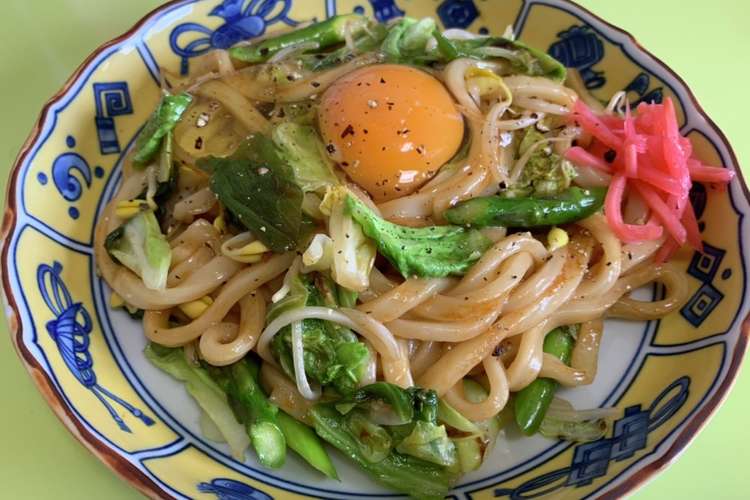 たまごのっけ焼うどん レシピ 作り方 By Necomau クックパッド 簡単おいしいみんなのレシピが356万品