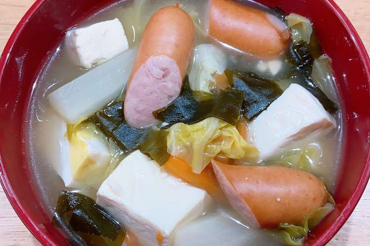 キャベツウインナー 具だくさんお味噌汁 レシピ 作り方 By トモコ クックパッド 簡単おいしいみんなのレシピが371万品