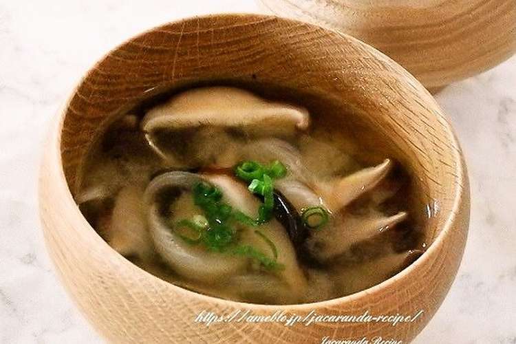 乾しいたけと新玉ねぎの味噌汁 レシピ 作り方 By ジャカランダ クックパッド 簡単おいしいみんなのレシピが366万品