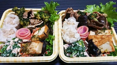 【夫婦弁当25】のらぼう菜マヨ和えと冷食の写真