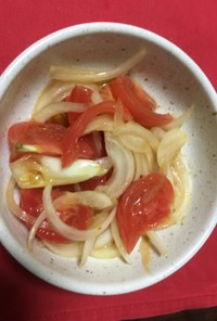 トマトと玉ねぎの和風サラダ