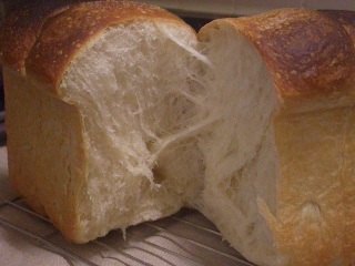 自家製ヨーグルト酵母de耳パリ山形食パンの画像