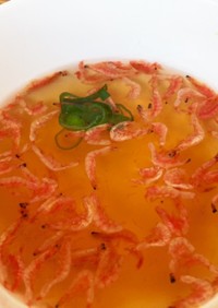 干し桜エビの出汁スープ