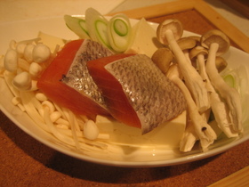 レンジで簡単*鮭と豆腐の小鍋*