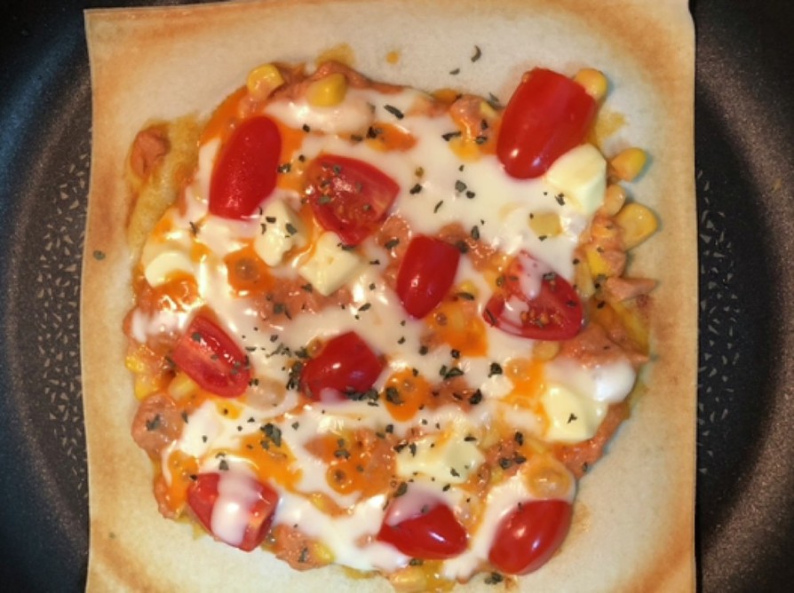 春巻きの皮フライパンでpizzaの画像