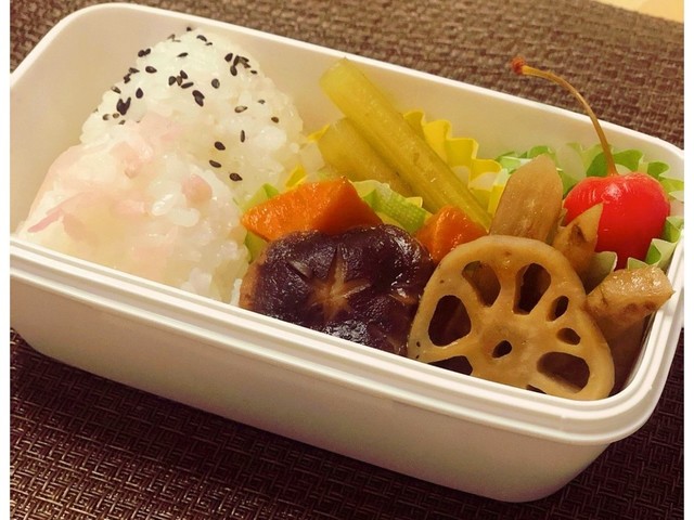 食育　[おべんとうばこのうた]のお弁当