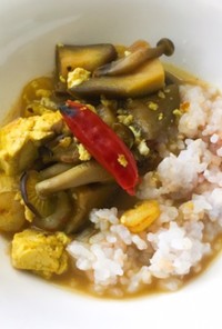 簡単ヘルシー☆小海老と豆腐のスープカレー