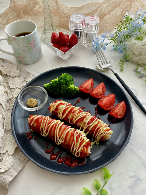 朝ごはんに〜ご飯を詰めてホットドック風の画像