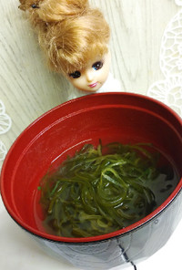 リカちゃん♡切り昆布めかぶ海藻スープζζ