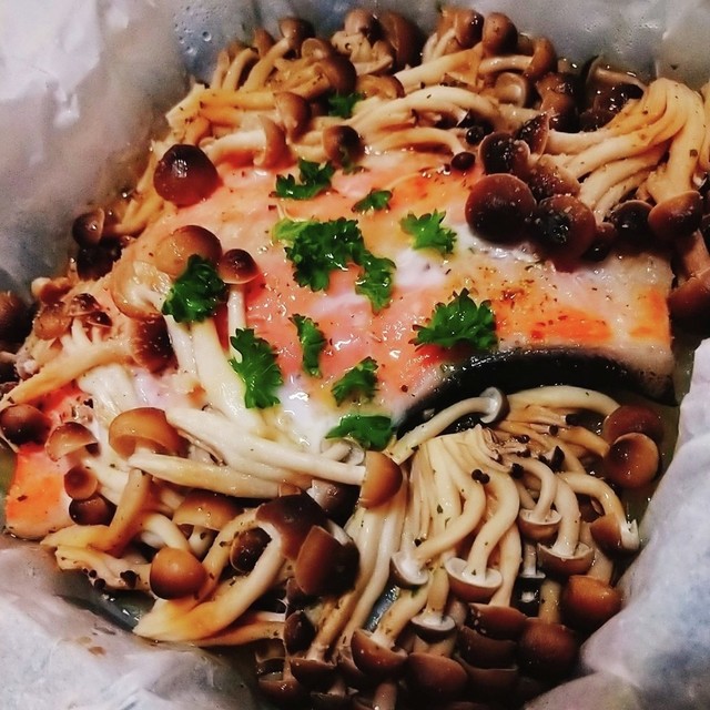 鮭と玉ねぎとしめじのレンジ蒸し レシピ 作り方 By 結歩湖 クックパッド 簡単おいしいみんなのレシピが356万品