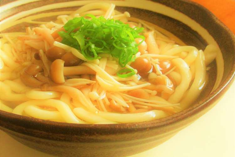 たっぷりきのこの白だしうどん レシピ 作り方 By ﾋﾟｰさんのﾟｰﾟﾟ クックパッド 簡単おいしいみんなのレシピが376万品