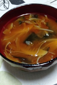 淡竹（タケノコ）の味噌汁