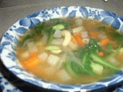 7種の野菜たっぷりスープの写真