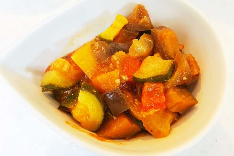 離乳食完了期 ラタトゥイユ風トマト煮 レシピ 作り方 By すず丸 クックパッド 簡単おいしいみんなのレシピが373万品