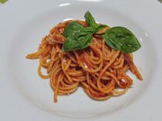 簡単！プロのシンプルなトマトスパゲッティの写真