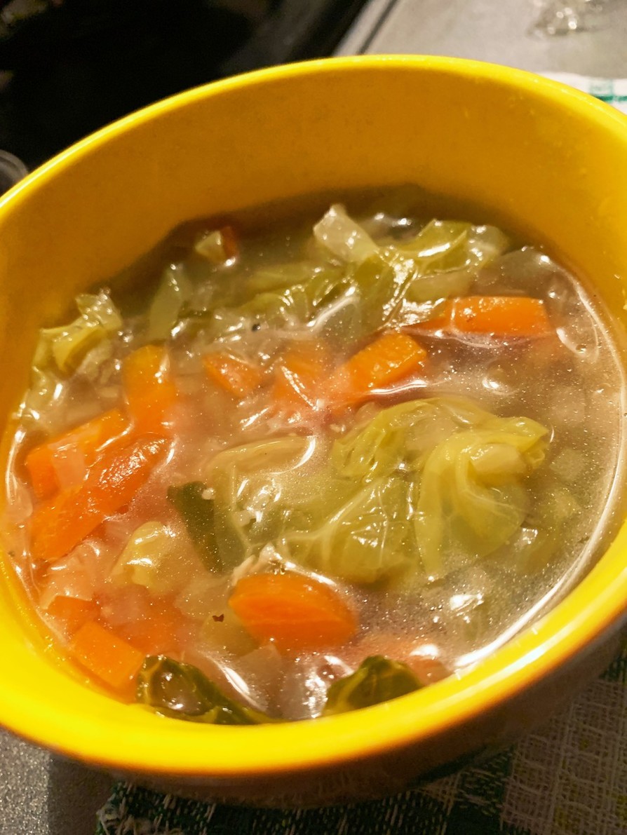 野菜コンソメスープの画像