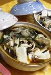 ピリ辛☆冷凍餃子ＤＥ鍋