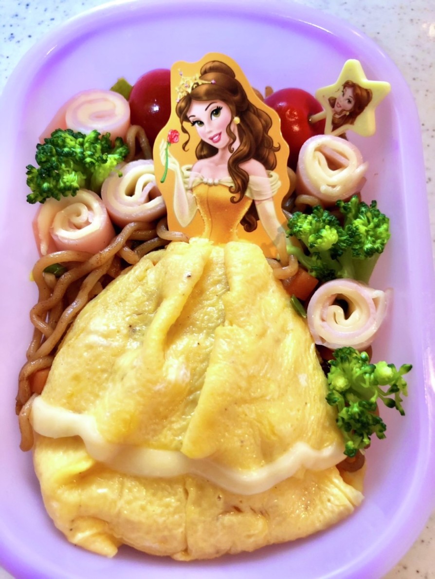 美女と野獣ベルのドレス弁当【キャラ弁】の画像