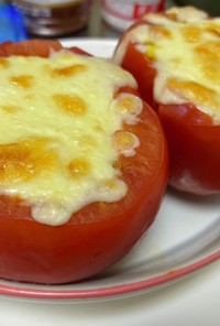 簡単！トマトの肉詰めチーズ焼き！