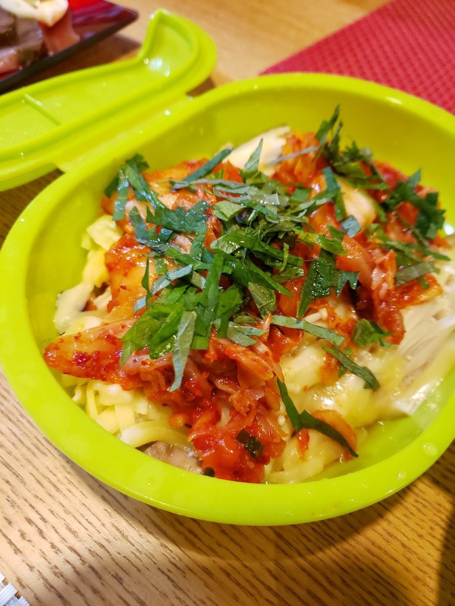レンチンで野菜とキムチのチーズナムル風の画像
